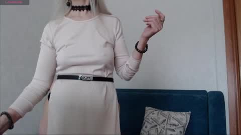 Agatha online show from 03-25-26, 06:41