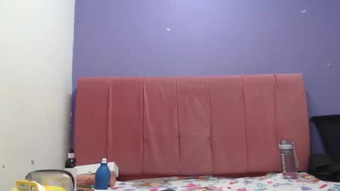 agathacorlincm101 online show from 09-27-25, 07:08