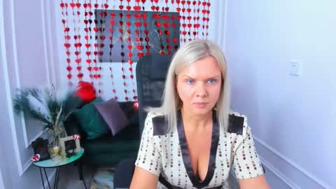 Agatha online show from 02-07-26, 11:36