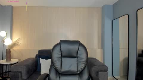 Agatha online show from 02-02-26, 12:20