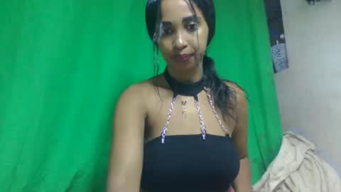 Snapshot of agathie chatting on 01-12-26, 10:48 agathie online show from 01-12-26, 10:48