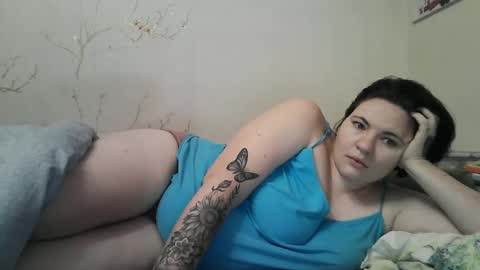 Snapshot of aglaya_fame chatting on 01-08-25, 08:18 Aglaya Fame online show from 01-08-25, 08:18