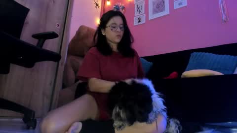 Snapshot of agnes_21 chatting on 11-10-25, 01:32 ines online show from 11-10-25, 01:32