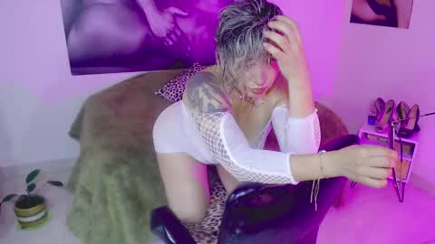 Lily online show from 12-03-24, 04:25