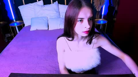 Snapshot of agnes_ray chatting on 04-08-26, 10:59 Agnes online show from 04-08-26, 10:59