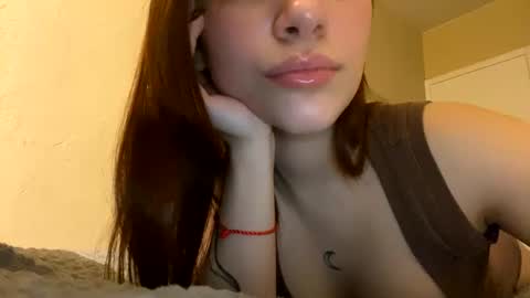 Snapshot of agnes_your chatting on 02-18-26, 03:30 Agnes online show from 02-18-26, 03:30