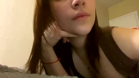 Snapshot of agnes_your chatting on 03-25-26, 10:16 Agnes online show from 03-25-26, 10:16