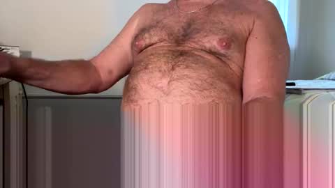 Snapshot of agr8hornetode chatting on 10-01-25, 02:01 Great Horny Toad online show from 10-01-25, 02:01