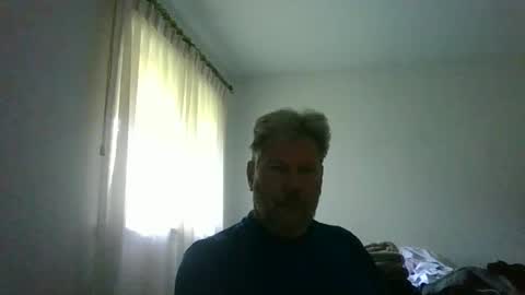 Snapshot of agr8hornetode chatting on 10-09-25, 03:10 Great Horny Toad online show from 10-09-25, 03:10