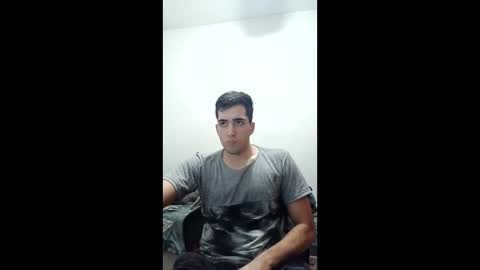 Snapshot of agustinnrod chatting on 05-18-26, 08:25 agustinnrod online show from 05-18-26, 08:25