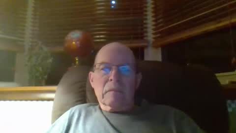 Snapshot of aguynrkfrd chatting on 12-04-25, 09:40 aguynrkfrd online show from 12-04-25, 09:40