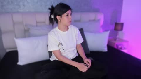 Ahmara  online show from 02-13-25, 03:14