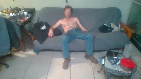 Snapshot of ahardmaniam chatting on 03-04-25, 07:43 Jimmy online show from 03-04-25, 07:43