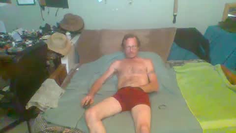 Snapshot of ahardmaniam chatting on 09-28-25, 01:27 Jimmy online show from 09-28-25, 01:27