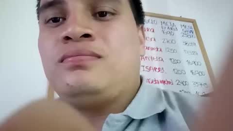 Snapshot of ahntony__69 chatting on 10-16-25, 09:05 ahntony 69 online show from 10-16-25, 09:05