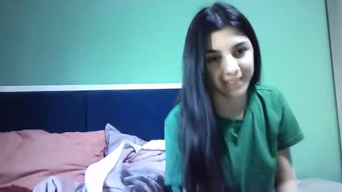 Selena online show from 01-02-25, 09:43