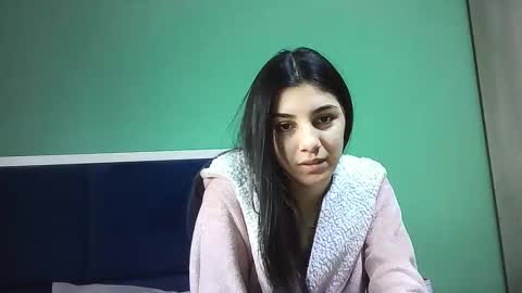 Selena online show from 01-06-25, 08:57