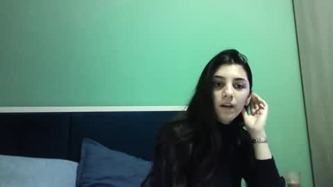 Selena online show from 01-11-25, 10:40