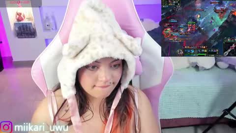 Snapshot of ahri_elderwood chatting on 02-13-25, 10:12 Ahri help me get to 100 online show from 02-13-25, 10:12