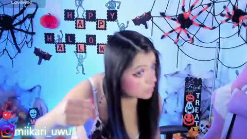 Snapshot of ahri_elderwood chatting on 10-14-25, 05:41 Ahri help me get to 100 online show from 10-14-25, 05:41