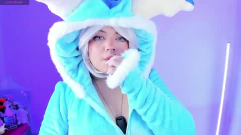 Ahri help me get to 100  online show from 04-17-26, 03:09