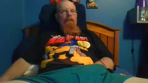 Snapshot of ahrnycumtoy chatting on 06-17-26, 06:05 hrnycummer online show from 06-17-26, 06:05