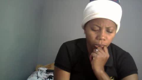 Aicha boobs online show from 04-03-26, 07:01