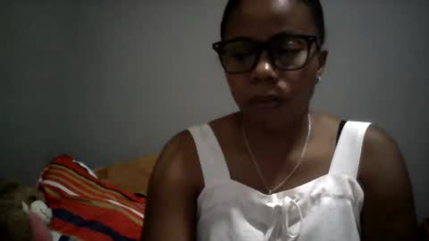 Aicha boobs online show from 04-19-26, 03:33