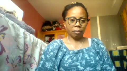Snapshot of aicha_boobs chatting on 06-18-26, 12:42 Aicha boobs online show from 06-18-26, 12:42