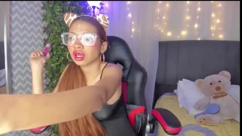 Aida online show from 03-06-25, 04:41