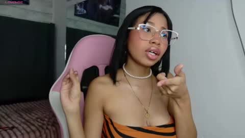 Aida online show from 10-19-25, 11:16