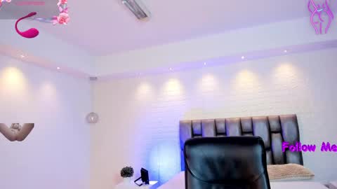 aidajoness online show from 04-11-26, 12:31