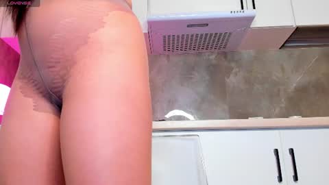 Snapshot of aidasina chatting on 06-12-26, 08:08 aidasina online show from 06-12-26, 08:08