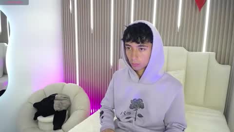 Aiden online show from 02-18-26, 12:34