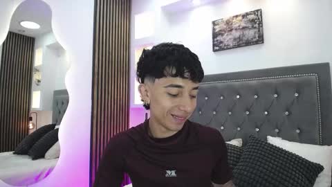 Aiden online show from 02-21-26, 01:12