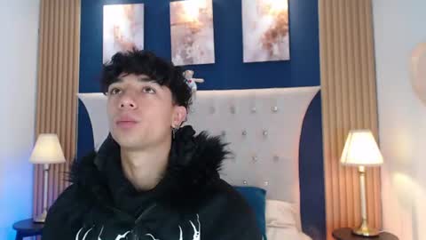 Snapshot of aiden_rivers_ chatting on 06-23-26, 12:58 Aiden online show from 06-23-26, 12:58