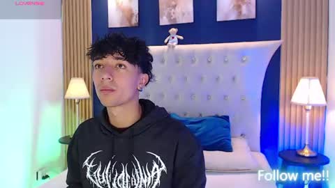 Snapshot of aiden_rivers_ chatting on 07-02-26, 12:55 Aiden online show from 07-02-26, 12:55