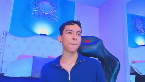 Snapshot of aiden_royce chatting on 09-29-25, 02:27 aiden_royce online show from 09-29-25, 02:27