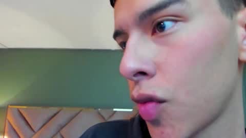 Snapshot of aiden_royce chatting on 01-12-26, 05:34 aiden_royce online show from 01-12-26, 05:34