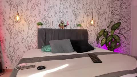 AIHNOA online show from 10-20-25, 01:00