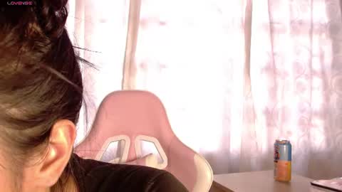 Snapshot of aiilynn_1 chatting on 07-15-26, 10:04 Ailyn online show from 07-15-26, 10:04