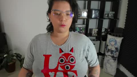 Catalina online show from 12-29-24, 12:34