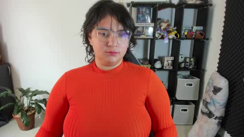 Catalina online show from 02-10-25, 05:19