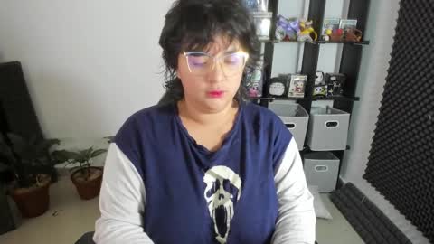 Catalina online show from 02-15-25, 12:11