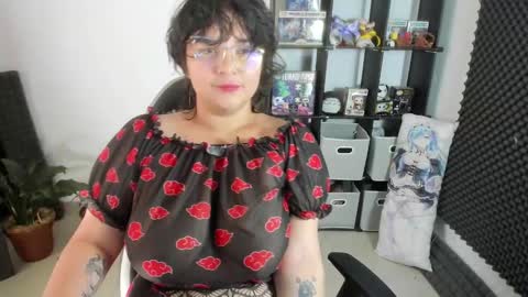 Catalina online show from 02-16-25, 12:54