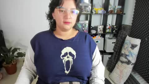 Catalina online show from 03-06-25, 12:41