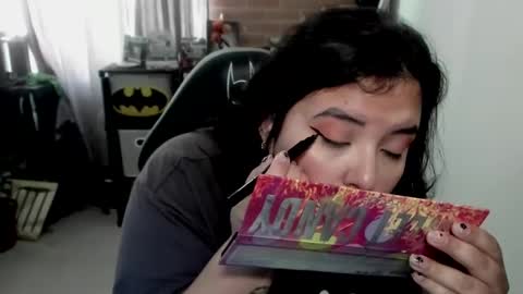 Catalina online show from 02-11-26, 01:16