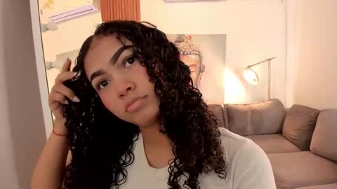 Snapshot of ailann_ chatting on 02-05-26, 07:51 Alisson online show from 02-05-26, 07:51