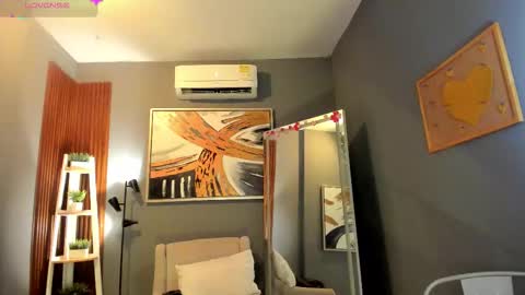 Snapshot of ailann_ chatting on 02-24-26, 07:45 Alisson online show from 02-24-26, 07:45