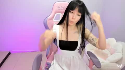 Snapshot of ailee_kawaii chatting on 01-03-25, 03:44 Ailee Hyuga online show from 01-03-25, 03:44